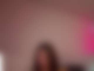 Live cam show with yssadiamond - Petite on Camsoda