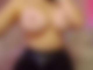 yssadiamond's Live Sex Cam Show