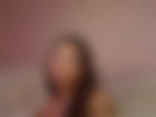 Live cam show with yssadiamond - Shaved Pussy MILF on Camsoda
