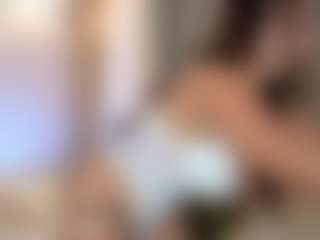 Live cam show with Antonella cano - Lovense on Camsoda