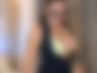 Live cam show with Antonella cano - Fucking on Gym Cam Girls