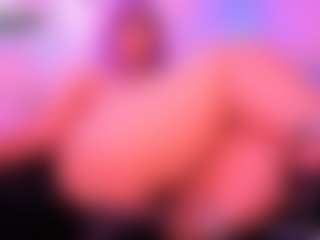 Live cam show with Lisha - Mature on TeamSkeetLive