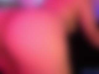 Live cam show with Lisha - Mature on TeamSkeetLive