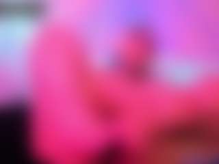 Live cam show with Lisha - Squirt on TeamSkeetLive