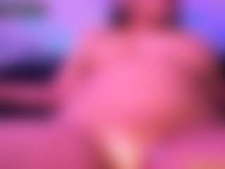 Live cam show with Lisha - Dildo on luckytryst.com