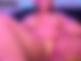 Live cam show with Lisha - Mature on SinfulBabes