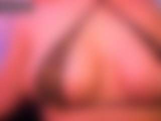 Live cam show with Lisha - Middle Aged on Camsoda