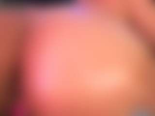 Live cam show with Lisha - Mature on Camsoda