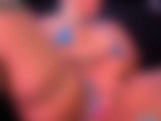 Live cam show with Lisha - Spank Mature on Uber Horny