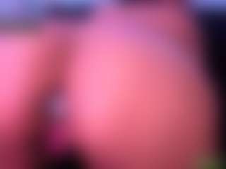 Live cam show with Lisha - Ass Bouncing on TeamSkeetLive
