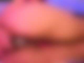 Live cam show with Lisha - Middle Aged on Camming Site
