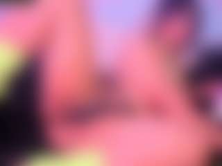 Live cam show with Lisha - Mature Young Adult on AdultVida.com