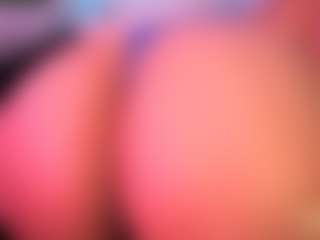Live cam show with Lisha - Mature on madthumbs