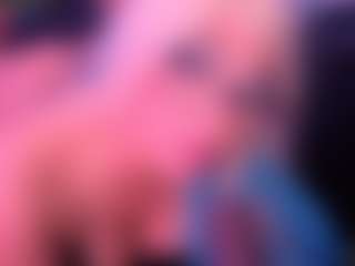 Live cam show with Lisha - BBW on StripNow