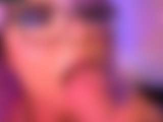 Live cam show with Lisha - Bedroom on Dolls Live