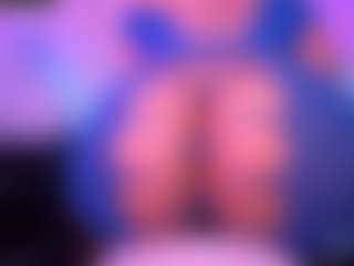 Live cam show with Lisha - BBW on friskycurves.com