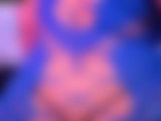 Live cam show with Lisha - Natural on StripNow