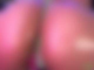 Live cam show with Lisha - White Mature on Camsoda
