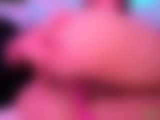 Live cam show with Lisha - Middle Aged on Camsoda