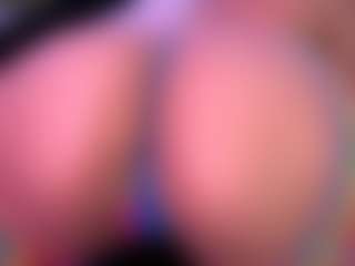 Live cam show with Lisha - Solo on Camsoda