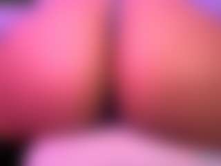 Live cam show with Lisha - Full Nudity on madthumbs