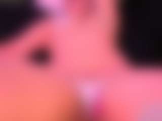 Live cam show with Lisha - Thong on friskycurves.com