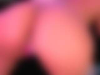 Live cam show with Lisha - Bikini on boobsie.com