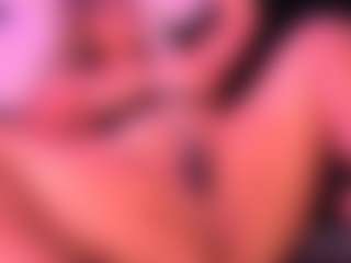 Live cam show with Lisha - Bedroom Big Tits on Camsoda