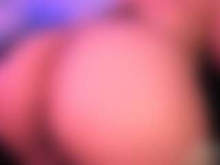 Live cam show with Lisha - White Mature on Soda Cam