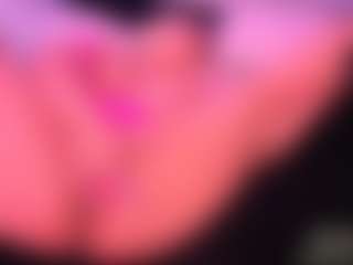 Live cam show with Lisha - Shaved Pussy Mature on Dolls Live