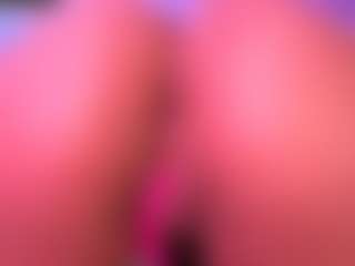 Live cam show with Lisha - Bedroom Curvy on xDating
