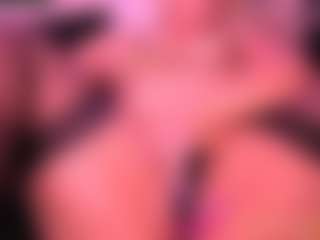 Live cam show with Lisha - Bedroom Mature on Milfs Live