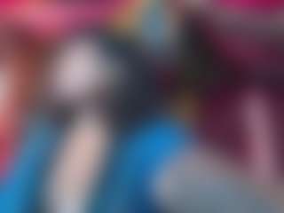 Live cam show with Eli Grey - Living Room on Camsoda