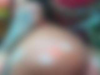 Live cam show with Eli Grey - Roll on Camsoda
