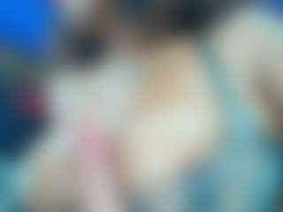 Live cam show with Eli Grey - Average on live18s.com