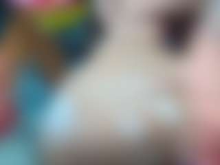 Live cam show with Eli Grey - Sexwebcam Mature on Camsoda