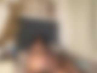 Live cam show with DanielleJens - Tease Lovense on SquirtSoMuch