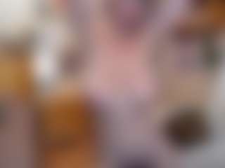 Live cam show with kendramom - Ride on Camming Site