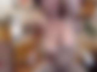 kendramom MILF webcam performer live streaming
