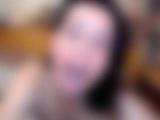 Live cam show with kendramom - Shaved Pussy MILF on madthumbs
