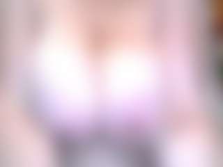 kendramom's Live Sex Cam Show