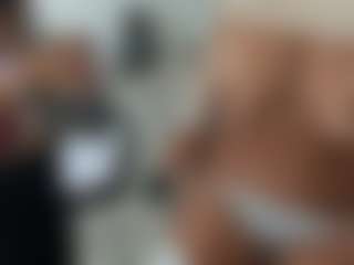 emilybrowm's Live Sex Cam Show