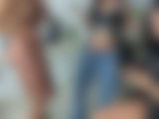 emilybrowm's Live Sex Cam Show