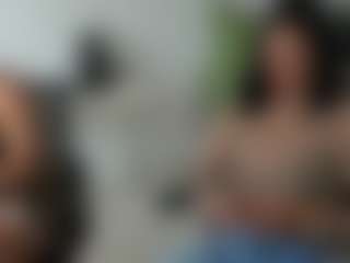 emilybrowm's Live Sex Cam Show