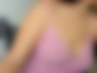 emilybrowm's Live Sex Cam Show