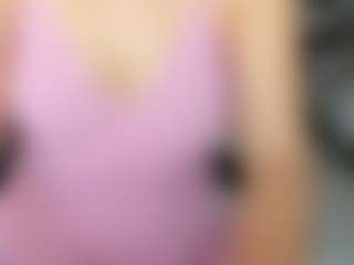 Live cam show with emilybrowm - Toys on Fling VIP Chat