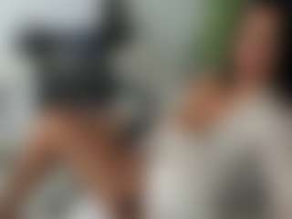 emilybrowm MILF webcam performer live streaming