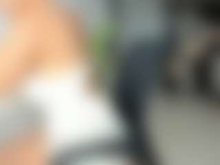 emilybrowm's Live Sex Cam Show