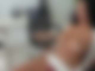 emilybrowm's Live Sex Cam Show