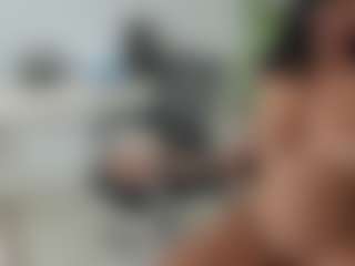emilybrowm's Live Sex Cam Show